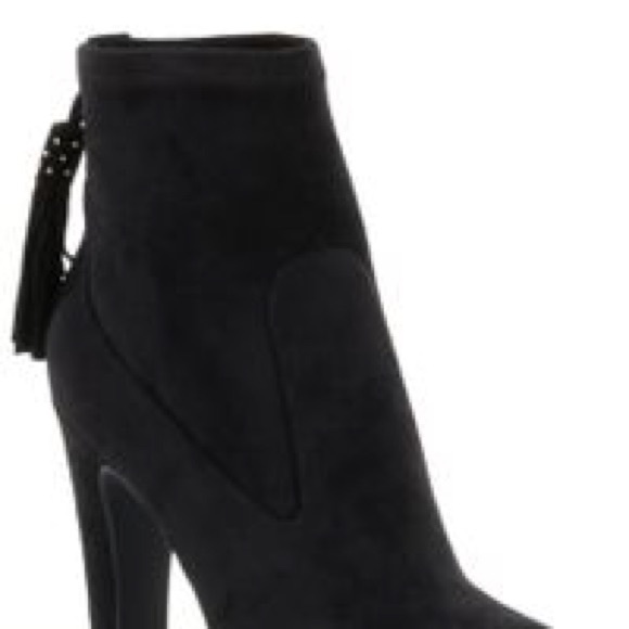 NEW VINCE CAMUTO CALISSA SUEDE BLACK PEEPTOE BOOT - Picture 5 of 7